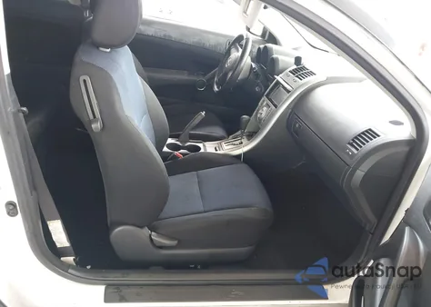 2005 Scion Tc from USA, damaged, VIN JTKDE177550007084